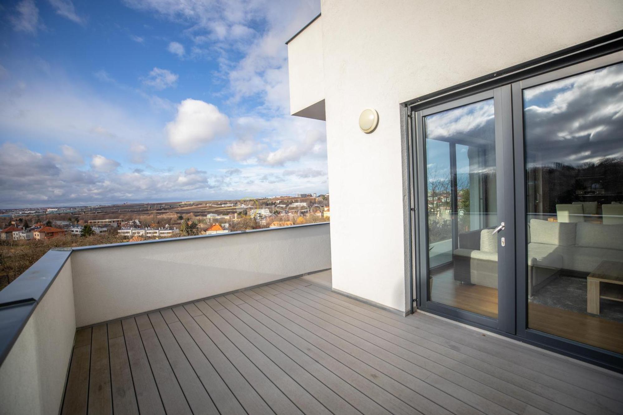 Airport Luxury Apartment & Spa Prague Exterior photo